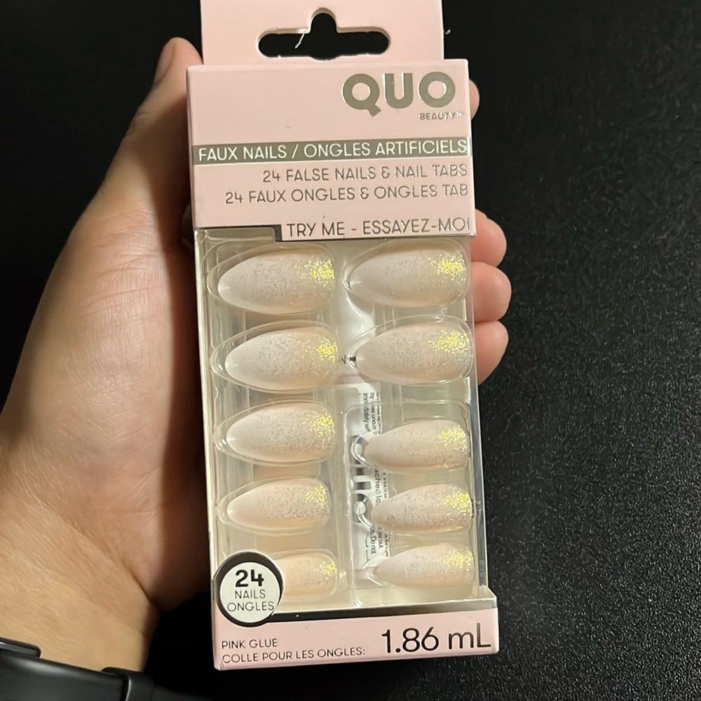 QUO Beauty Faux Nails 24 False Nails & Nail Tabs with Pink Glue Included NWT $15